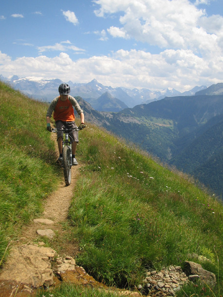 Competitie de mountain bike pe Valea Prahovei