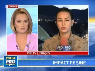 Un tren a deraiat in Brasov dupa ce locomotiva a lovit un camion