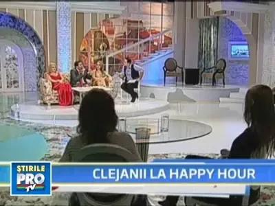 Ionita si Viorica din Clejani isi tin fata ca pe o "Margherita" in glastra!