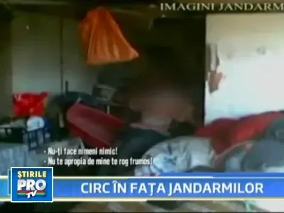 Beat si inarmat cu un cutit, n-a putut fi calmat decat de jandarmi!