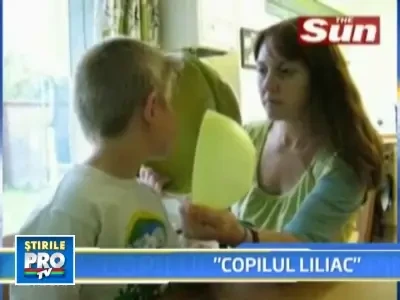 Un baiat de 7 ani, orb, "vede" cu urechile si cu varful limbii! Vezi VIDEO!