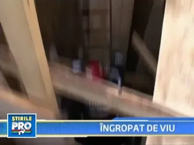 A vrut sa curete fantana, dar a sfarsit ingropat de viu