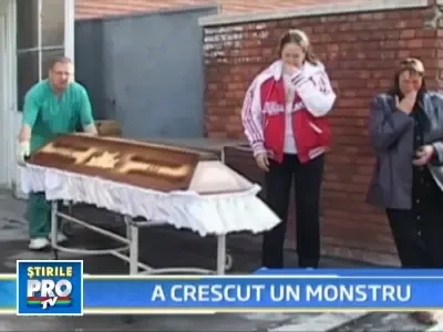 Si-a omorat in bataie mama adoptiva!