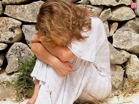 La 86 de ani a lasat gravida o fata de 11. Le ofera parintilor despagubiri!