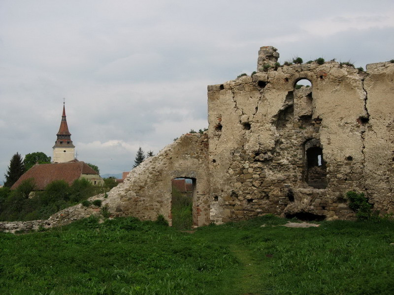 Cetatea Feldioara, sau Marienburg, bastionul Cavalerilor Teutoni in Romania