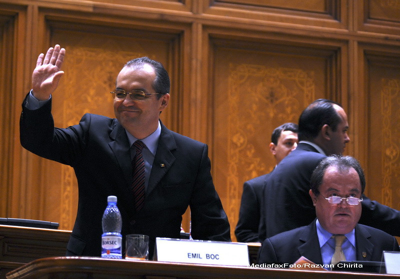 Parlamentarii PDL care au votat motiunea ar putea fi iertati