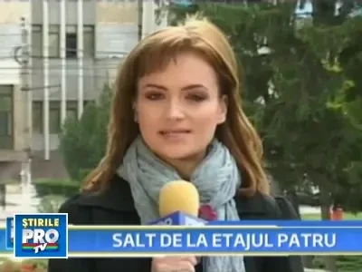 Indurerata de moartea bunicului ei, o tanara s-a aruncat de la etajul 4!