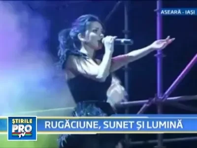 La Mitropolie, ruga si inchinaciune, in centrul Iasiului megapetrecere!