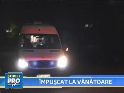 Era la vanatoare. A alunecat si s-a impuscat in picior...