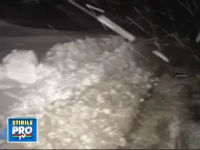 Stirile Pro TV cu Andreea Liptak si Mihai Dedu - 16.10.2009