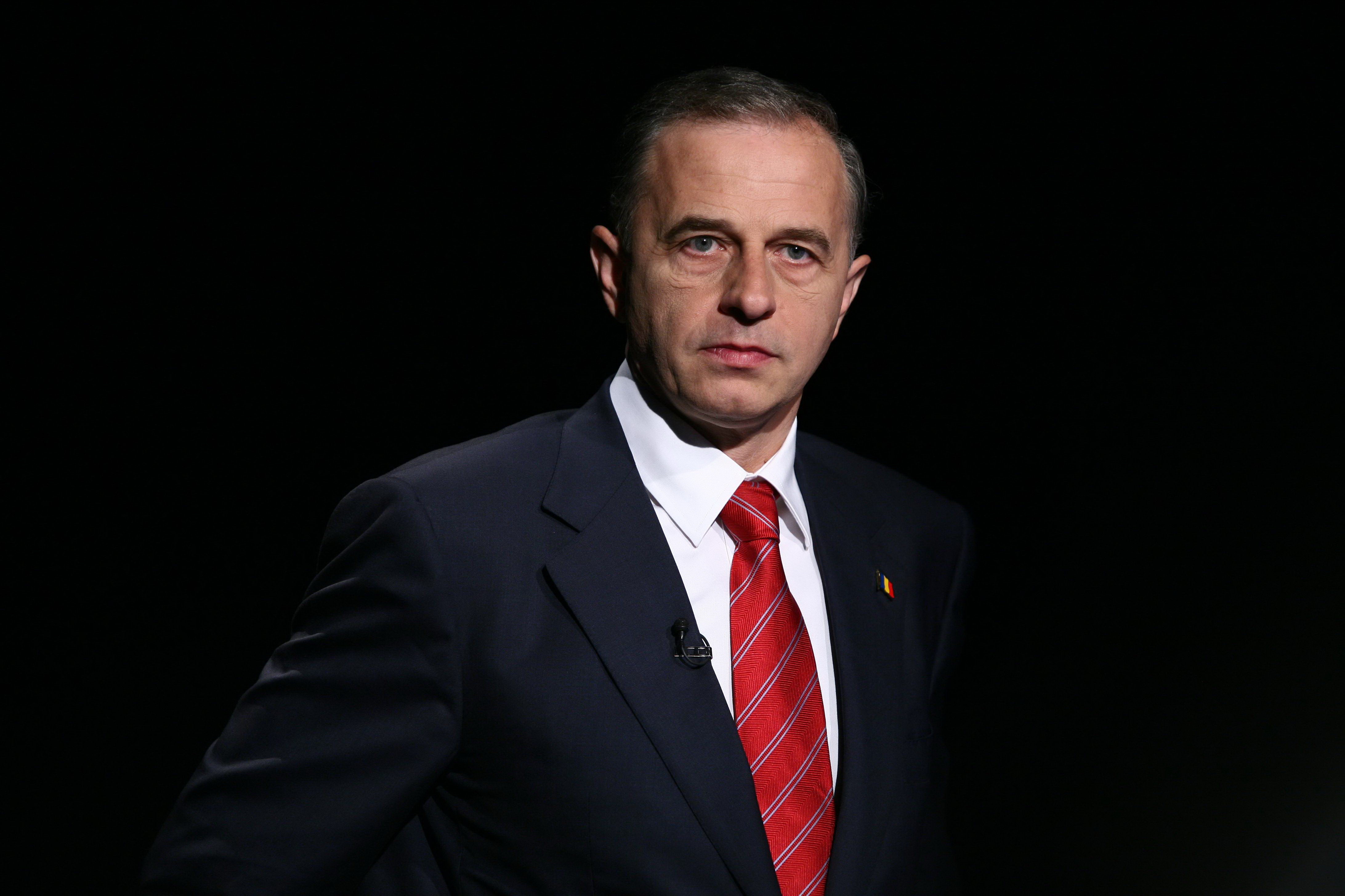 PSD ameninta cu motiune de cenzura, daca legea pensiilor e adoptata