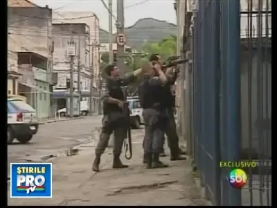 Urmarire ca-n filme in Rio de Janeiro! Elicopter in flacari