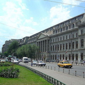 Absolventii de liceu, hotarati sa plece la studii in strainatate!