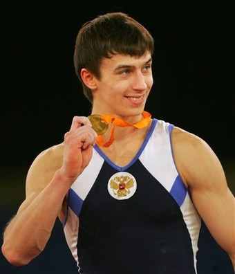 Gimnastul Iuri Ryazanov, medaliat cu bronz la CM, a murit intr-un accident