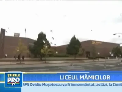 Liceu si cresa sub acelasi acoperis, pentru mamele adolescente