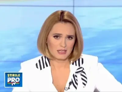 A scapat in ultima secunda dupa ce masina a luat-o la vale spre Dunare