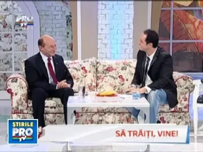Traian Basescu la "Happy Hour": Numele Syda e mai sanatos decat Hrebenciuc