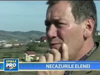 Necazurile se tin lant de Elena Carstea! Artista risca sa-si piarda casa!