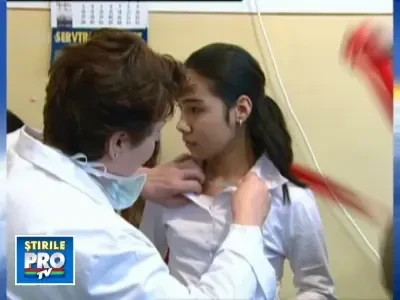 Vaccinarea elevelor impotriva HPV va incepe in noiembrie. Cu o conditie!