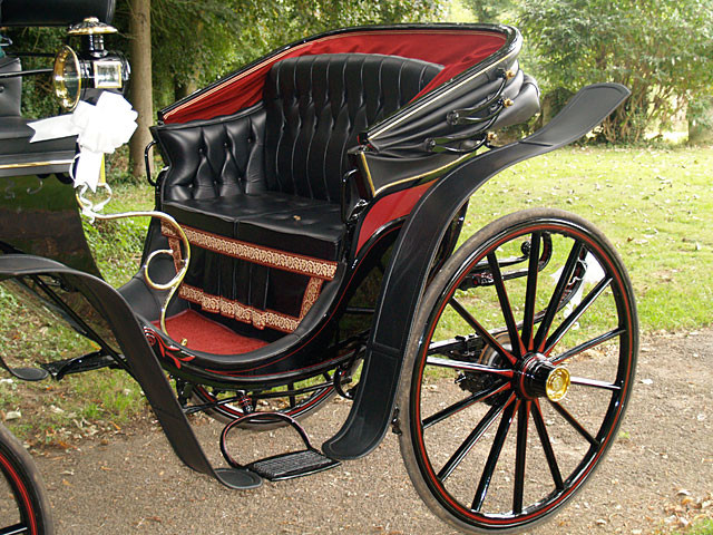 Trasuri si sanii, fabricate la noi in tara, ajung pe marile bulevarde din strainatate