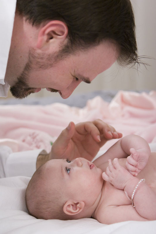 Cauti un tata pentru viitorii tai copii? Ai grija sa fie tanar!