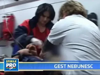 A spus "nu" vietii: a urcat pe un tren si a atins linia de inalta tensiune