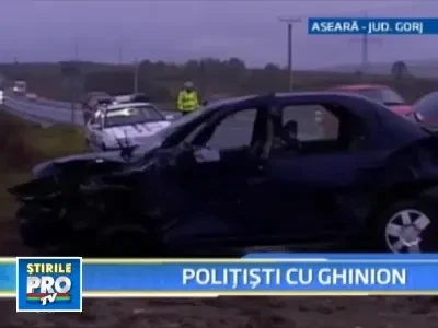Doi politisti de la Crima Organizata, accidentati de un TIR