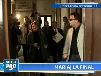 Adrian Enache a pus piciorul in pragul... tribunalului: a divortat!