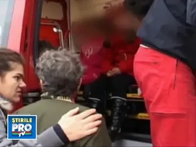 Sofer inconstient! Microbuz scolar implicat intr-un accident