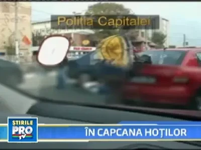 Atentie! Nu va lasati gentile pe scaunul din dreapta! S-au intors hotii