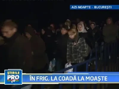 Cea mai grea noapte la Mitropolie: temperaturi mici, cozi uriase!