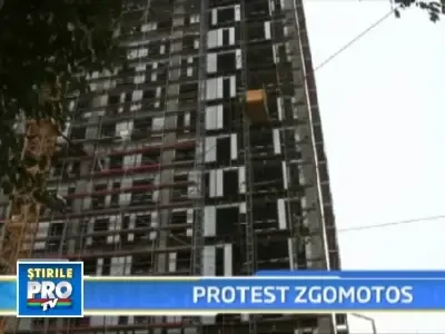 Protest cu clopote!Contra proiectului imobiliar de langa Catedrala Sf Iosif