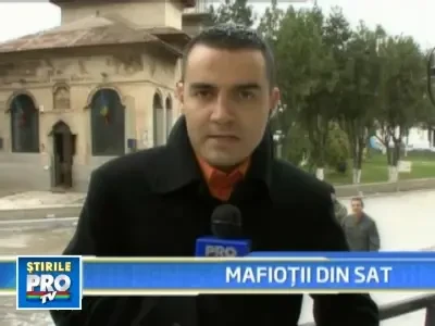 Sustine ca a fost sechestrat, batut si legat de o masina!