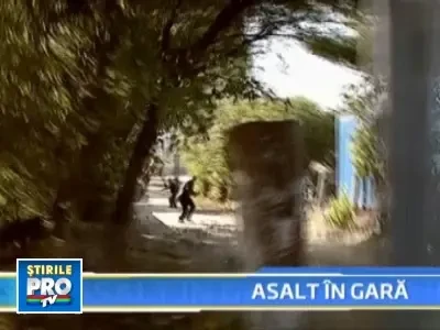 Tiganii din Sarulesti ataca in hoarda linia ferata aflata in santier!