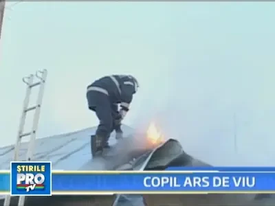 Copil de doi ani, ars de viu intr-un incendiu la Galati