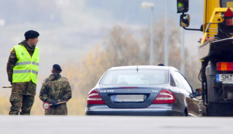 Germania cere sprijinul armatei pentru protejarea populatiei de teroristi