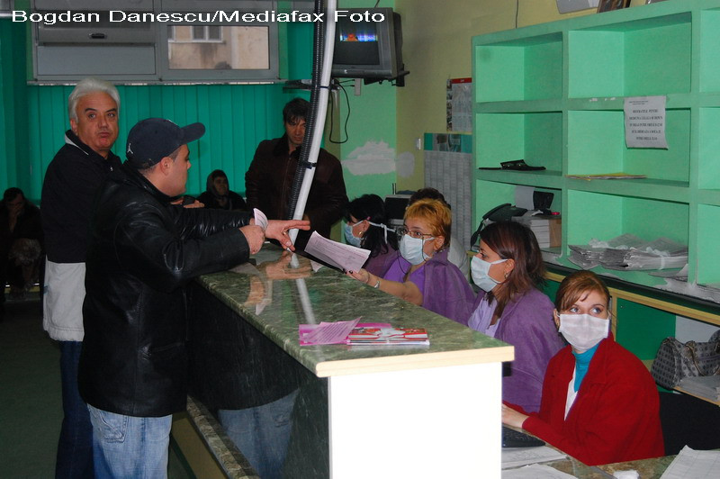 18 mld. de dolari - profitul adus de virusul AH1N1 industriei farmaceutic