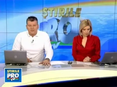 A derapat si a intrat cu masina intr-un pom! Un militar de 25 de ani, mort!