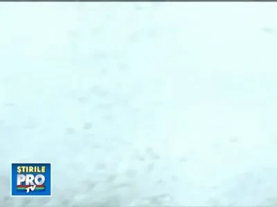 Furtuna la malul marii! Doua porturi, inchise!