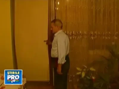 Isi deschid fereastra in casa vecinului si alte aberatii arhitecturale!