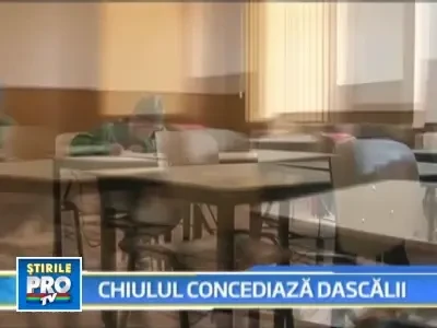 Clase fictive in multe scoli de la tara! Intr-o sala sunt 3 sau 4 elevi