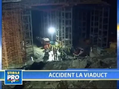 Tone de beton s-au prabusit de la mare inaltime. Cel putin trei morti