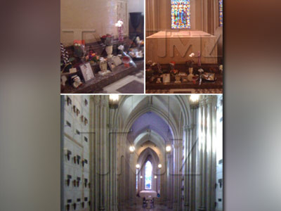 Michael Jackson a fost inmormantat intr-un costum de 35.000 de dolari