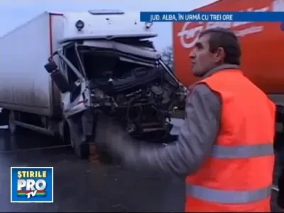Soferul unui tir si-a gasit sfarsitul pe DN1, in judetul Alba