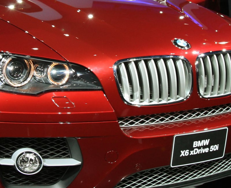 BMW-ul X6 de 85.000 de euro al antrenorului Stelei, furat la Constanta!