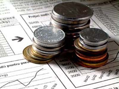 Cum evitam criza: Romania trebuie sa renunte la traiul pe datorie - sa cheltuim doar cat producem