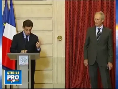 Clint Eastwood, medaliat pentru intreaga sa cariera!