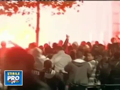 Violente la Marsilia! Sute de tineri s-au incaierat cu politia