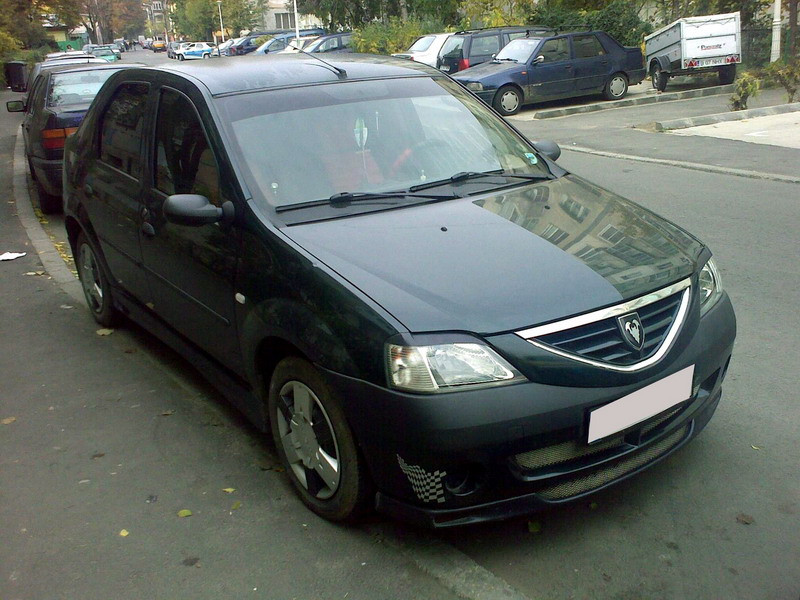 Din ciclul "Du-te, ma, D'ACIA!" astazi, o dilema: Batman are Logan?!?