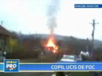 Un copil de nici 2 ani a ars de viu intr-un incendiu!